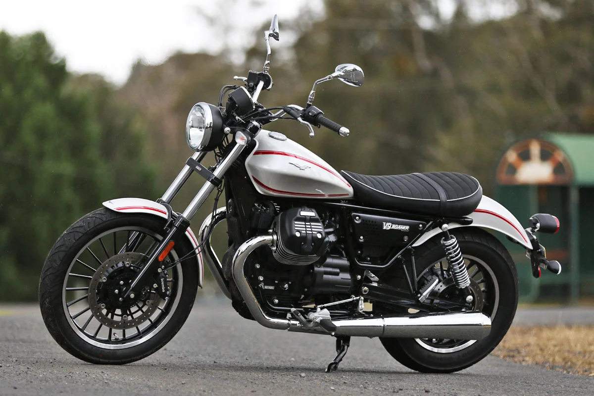 2016 Moto Guzzi V9 Roamer