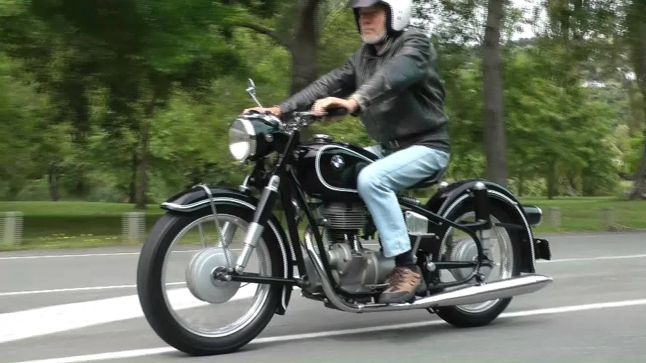 1961 BMW R27