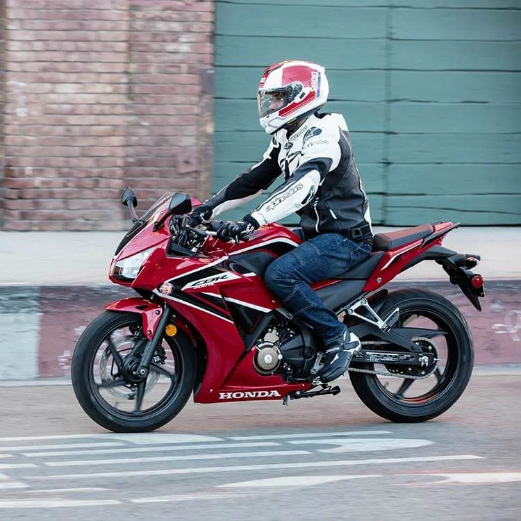 2021 Honda CBR300R