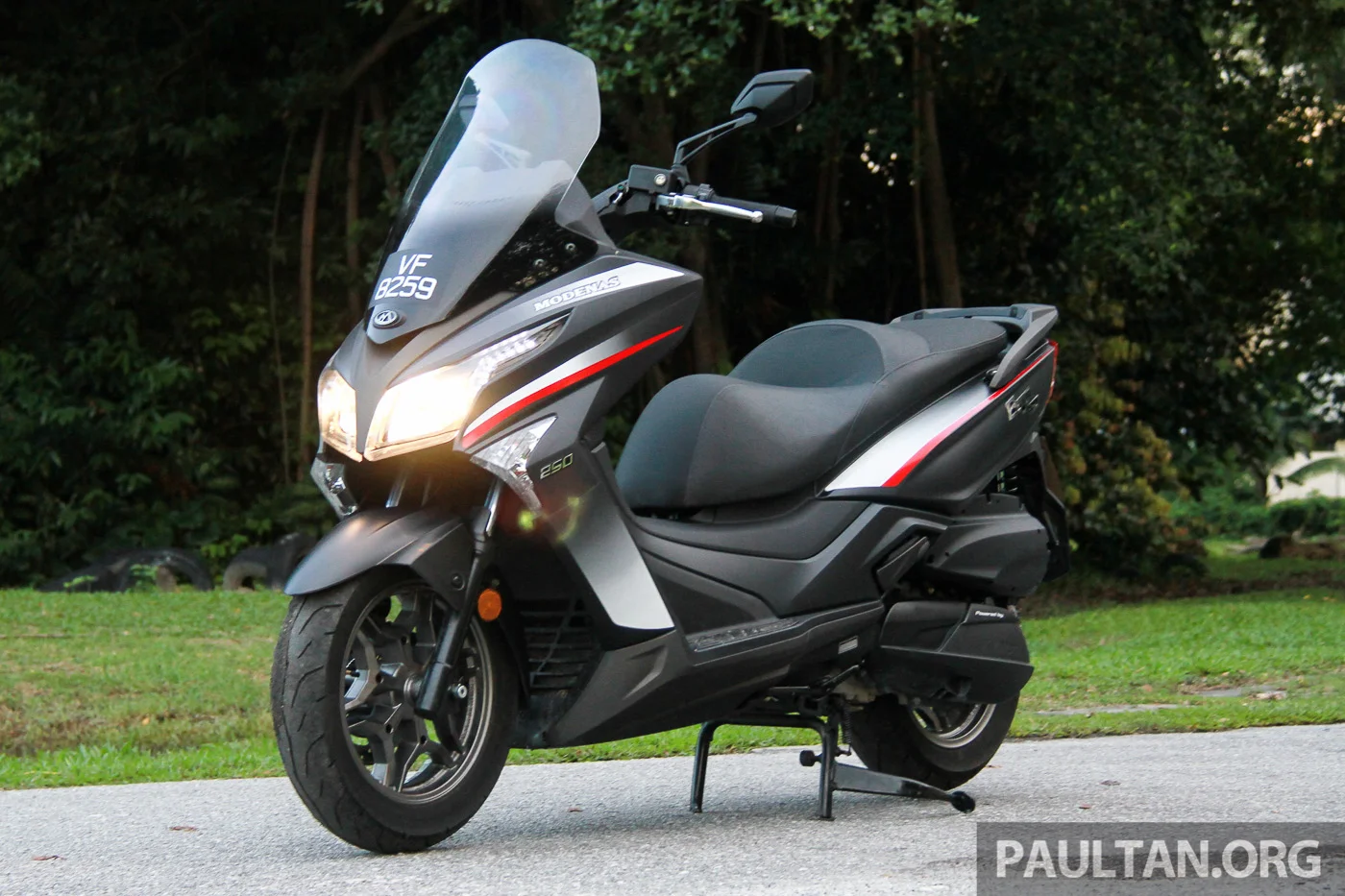2017 Modenas Elegan 250