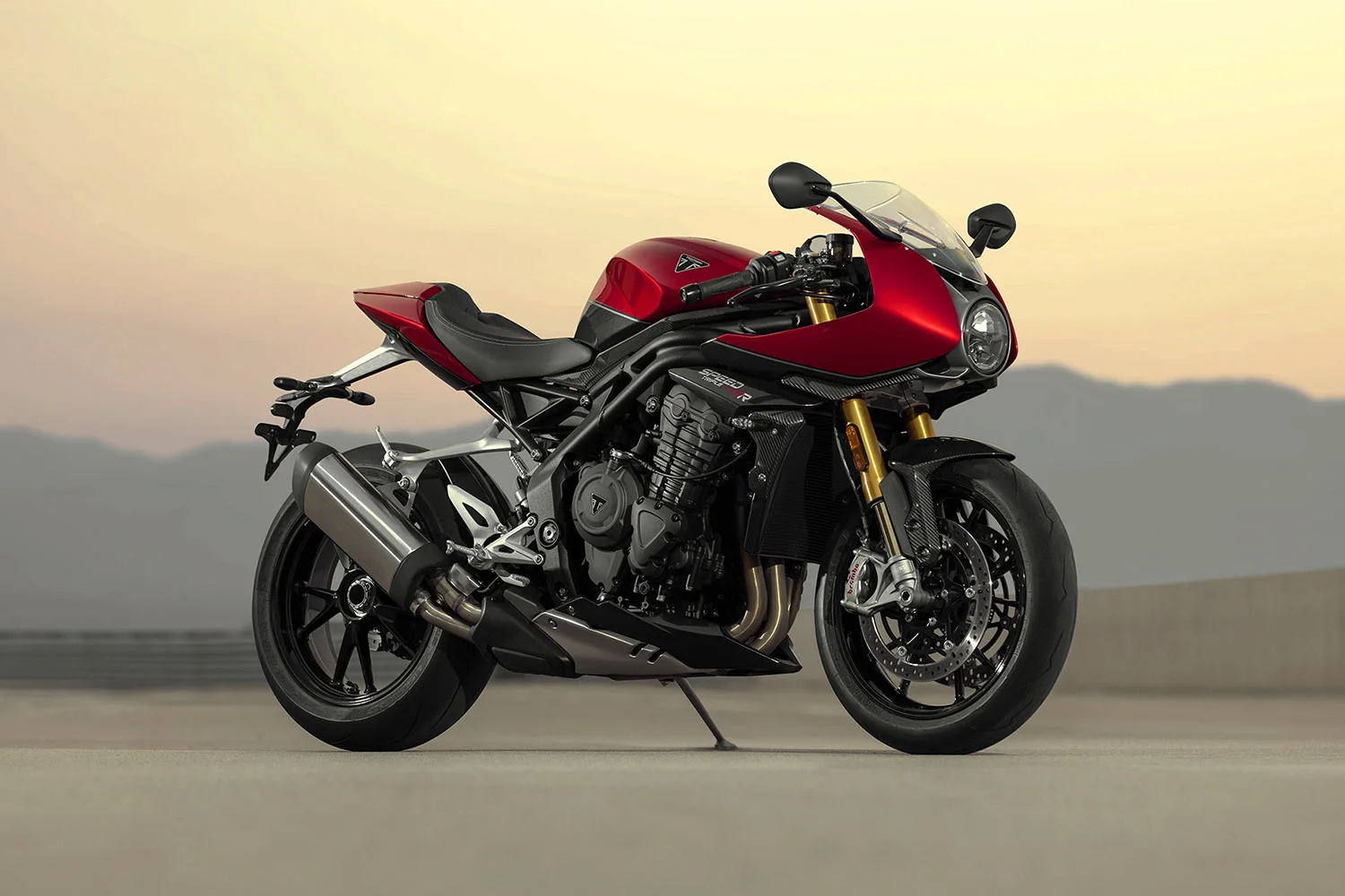 2022 Triumph Speed Triple 1200 RR