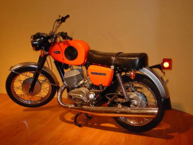 1981 IZH Planeta Sport