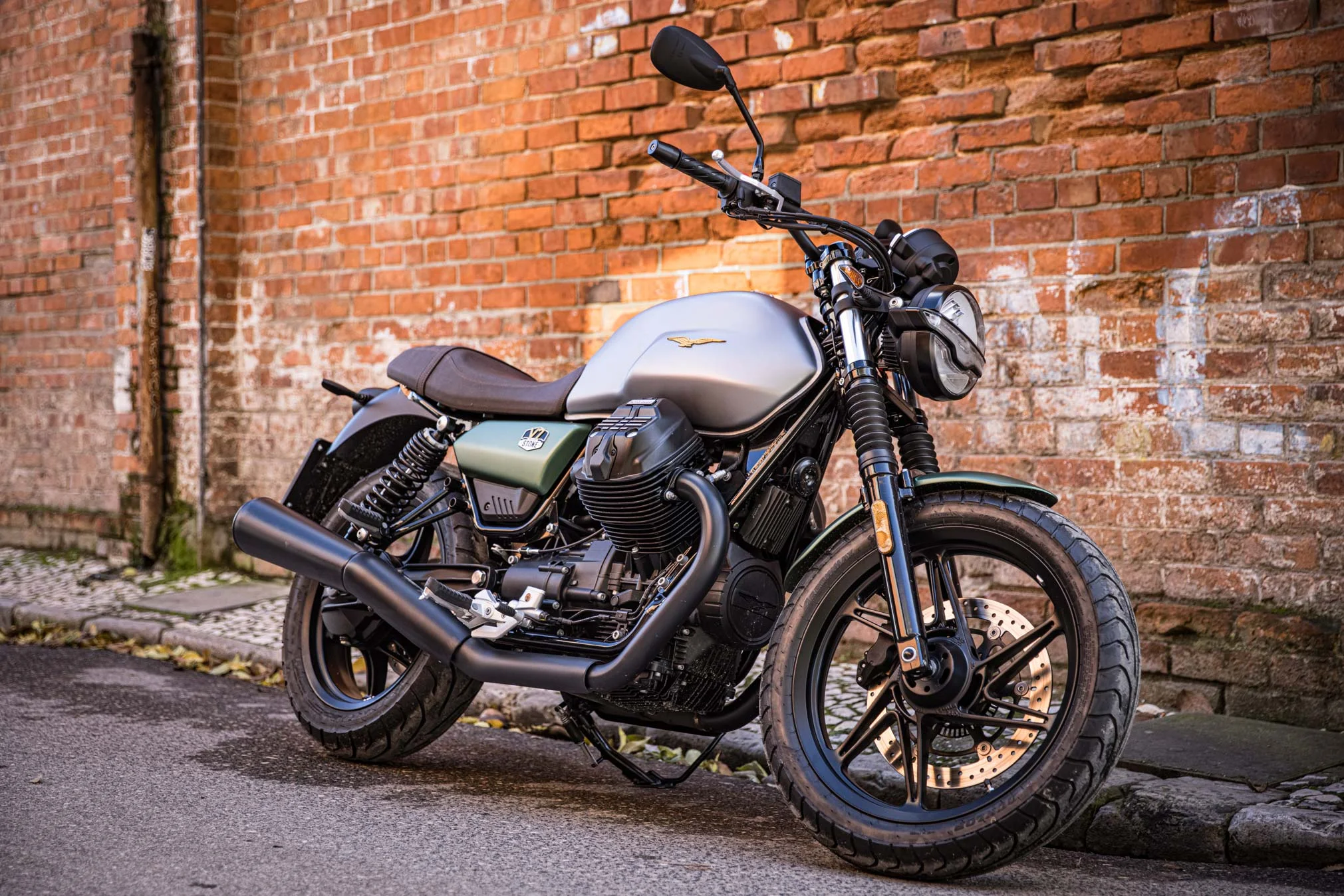 2021 Moto Guzzi V7 Stone Centenario