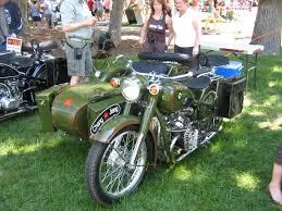 1989 Chang-Jiang 750 FY (with sidecar)