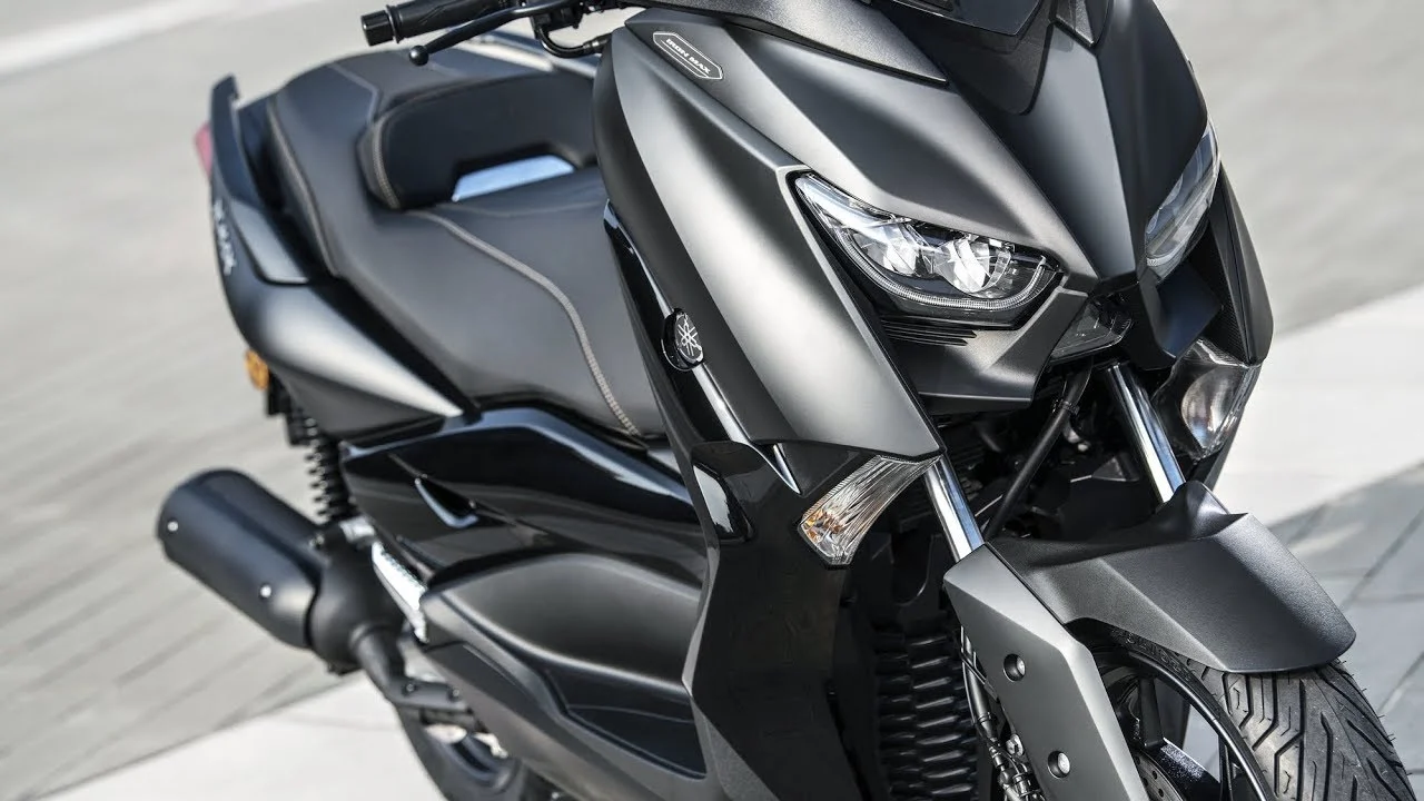 2019 Yamaha XMAX 125 Iron Max
