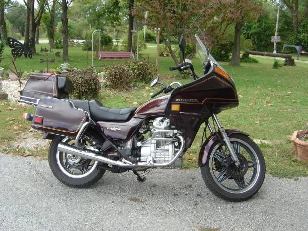 1982 Honda GL 500 Silver Wing