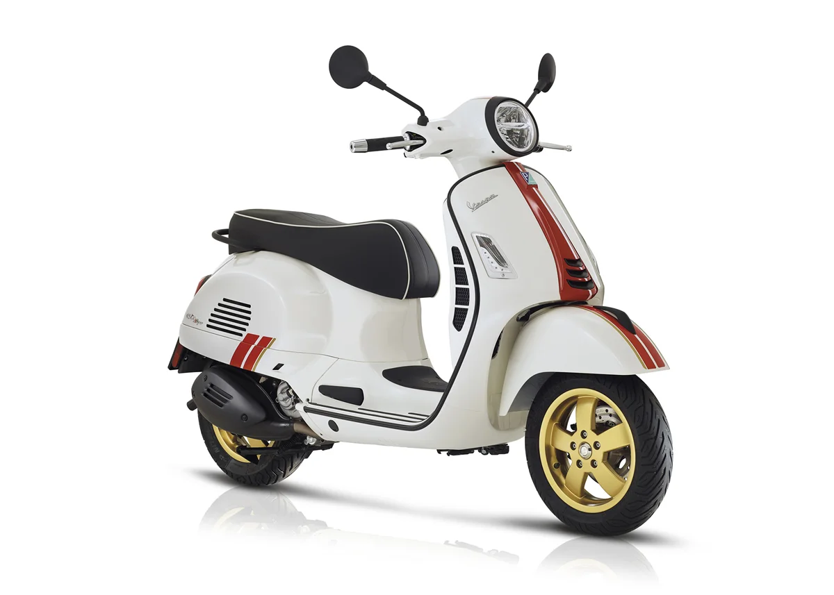 2021 Vespa GTS Super 300 Racing Sixties