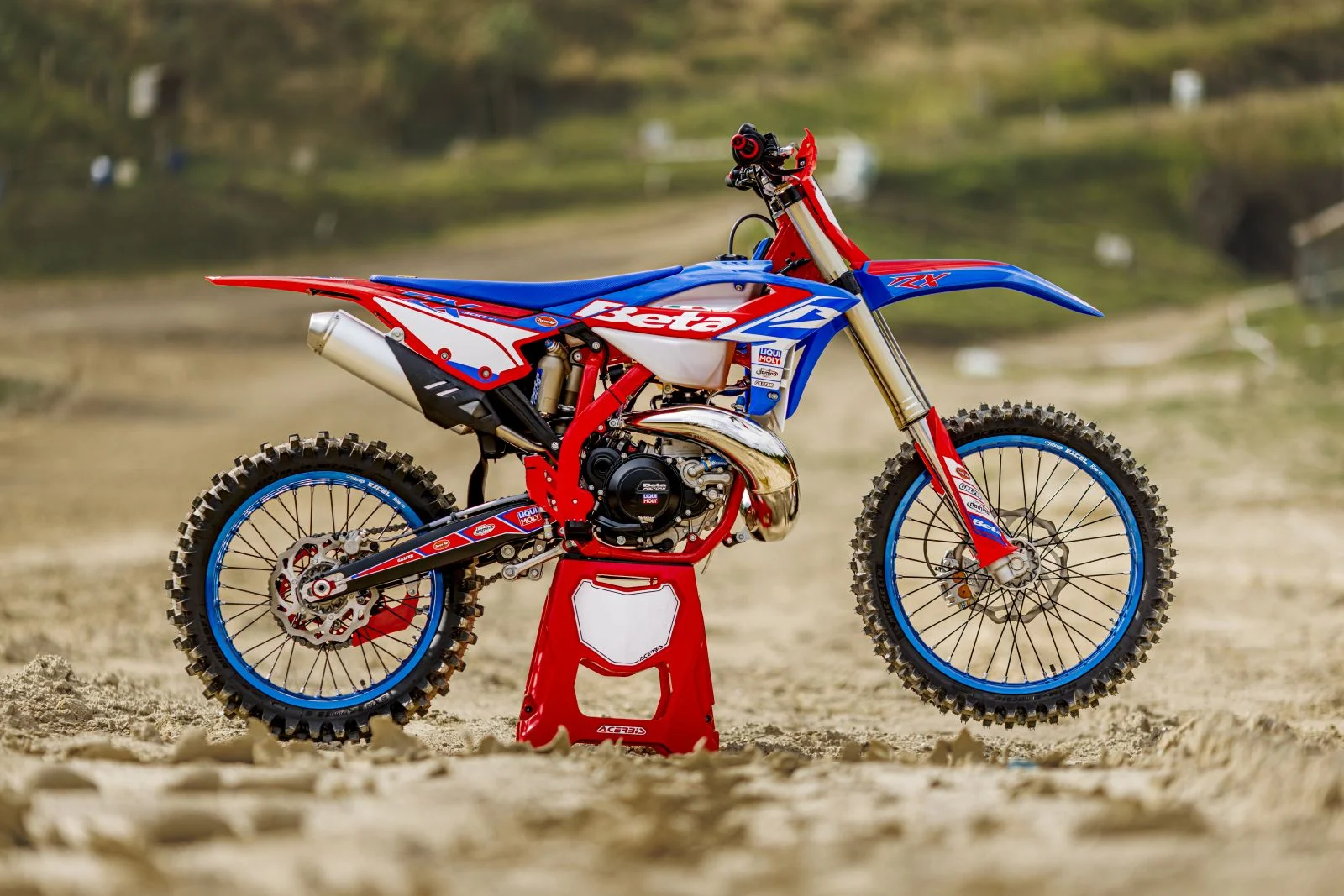 2024 Beta RX 2T 300