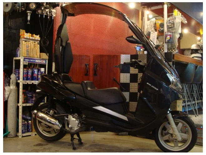 2011 Adiva AR 200