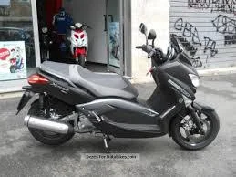 2013 Yamaha X-MAX 250 MOMO Design