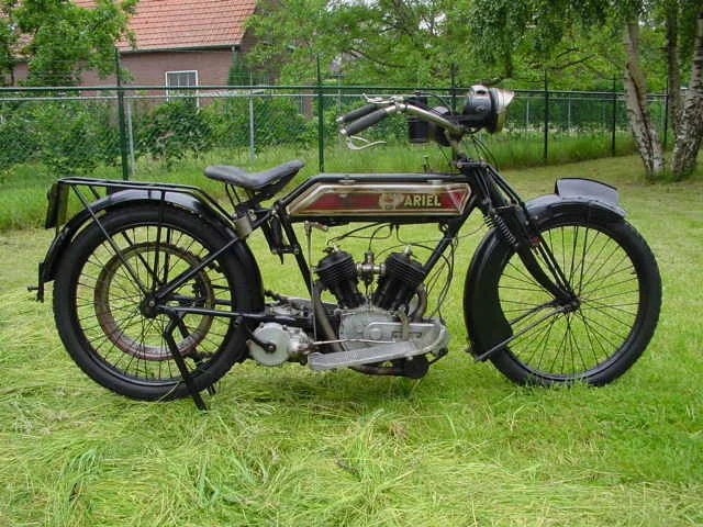1915 Ariel V-twin