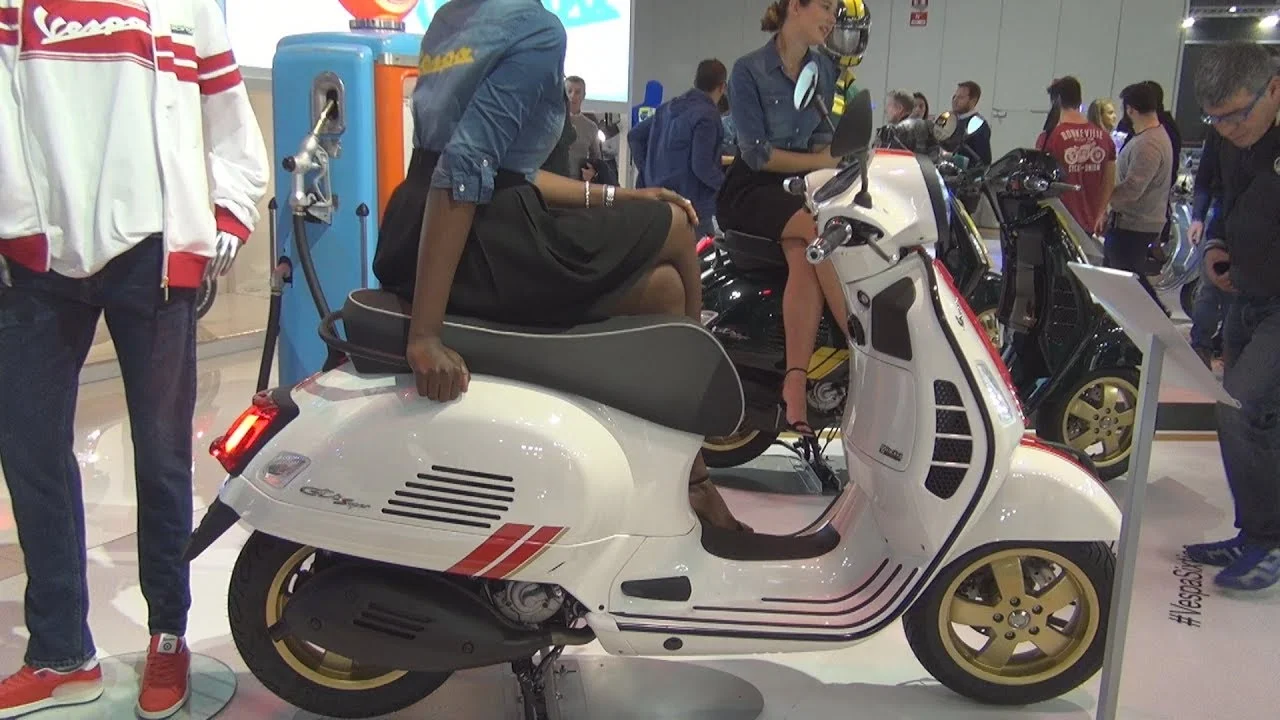 2020 Vespa GTS Super Racing Sixties