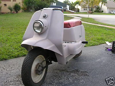 1963 Harley-Davidson AH Topper-Scooter