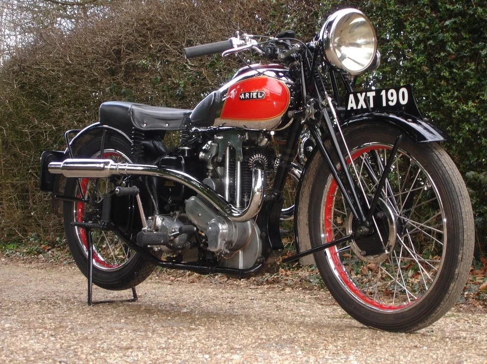 1944 Ariel VH 500 Red Hunter