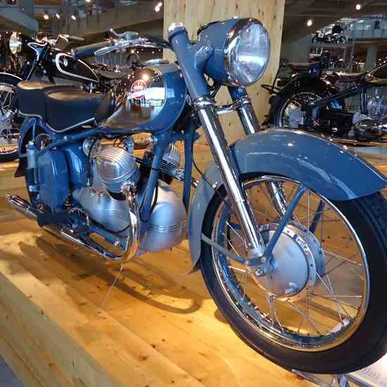 1953 Victoria Bergmeister