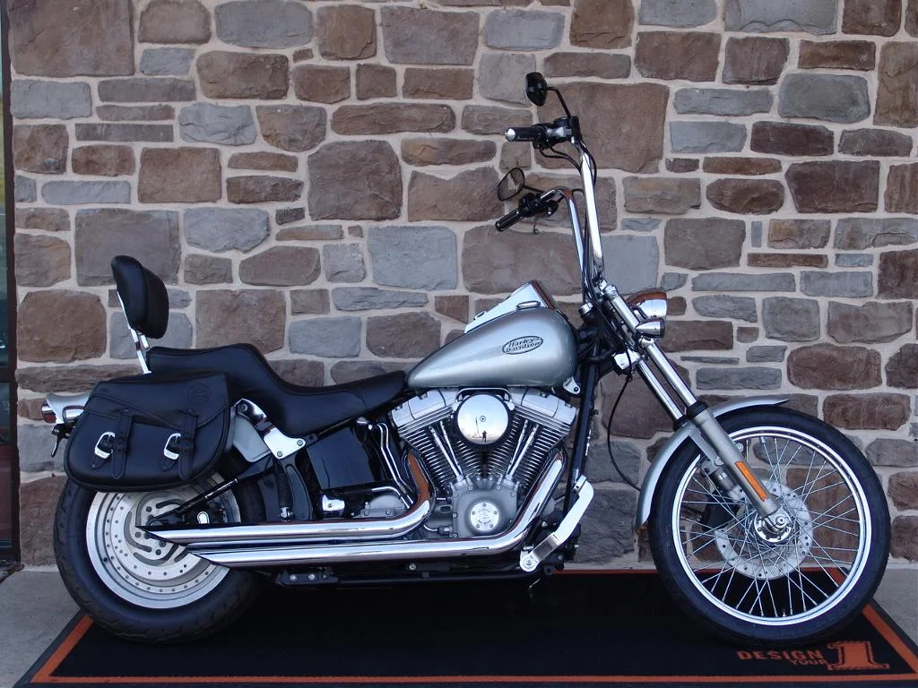 2004 Harley-Davidson FXSTI Softail Standard