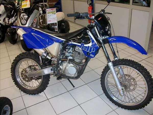 2005 AJP PR4 125 Trial