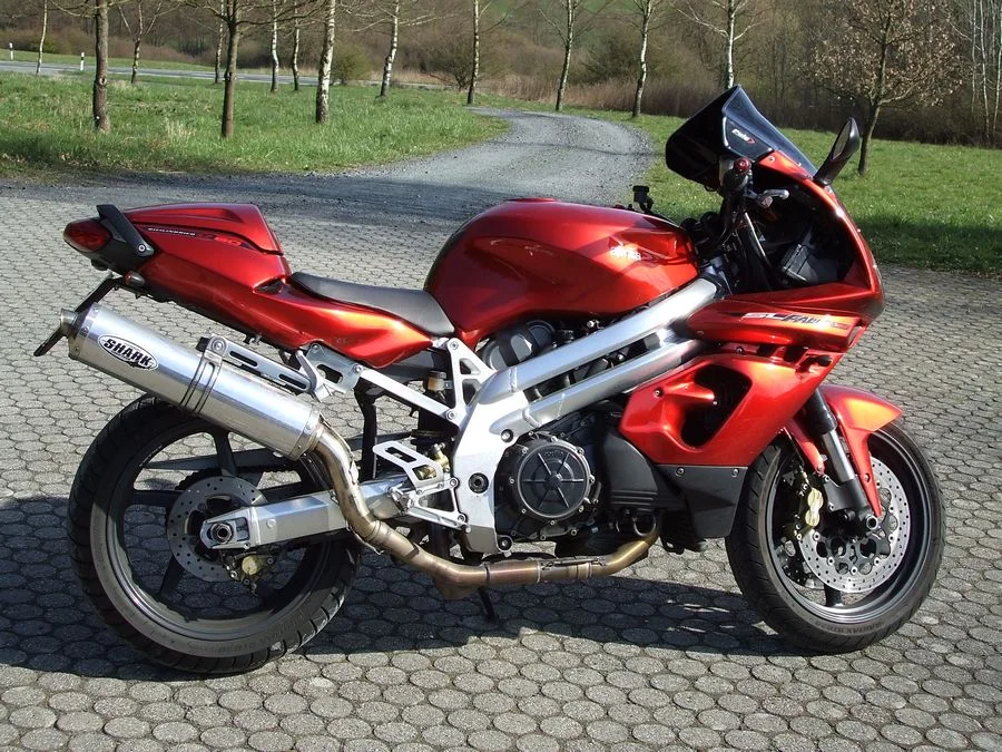 2004 Aprilia SL 1000 Falco