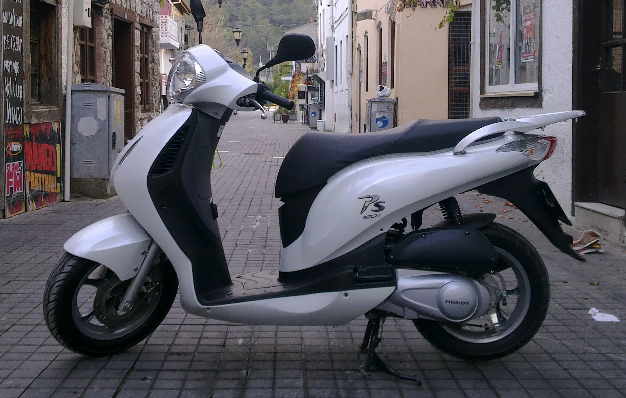 2012 Honda PS150i