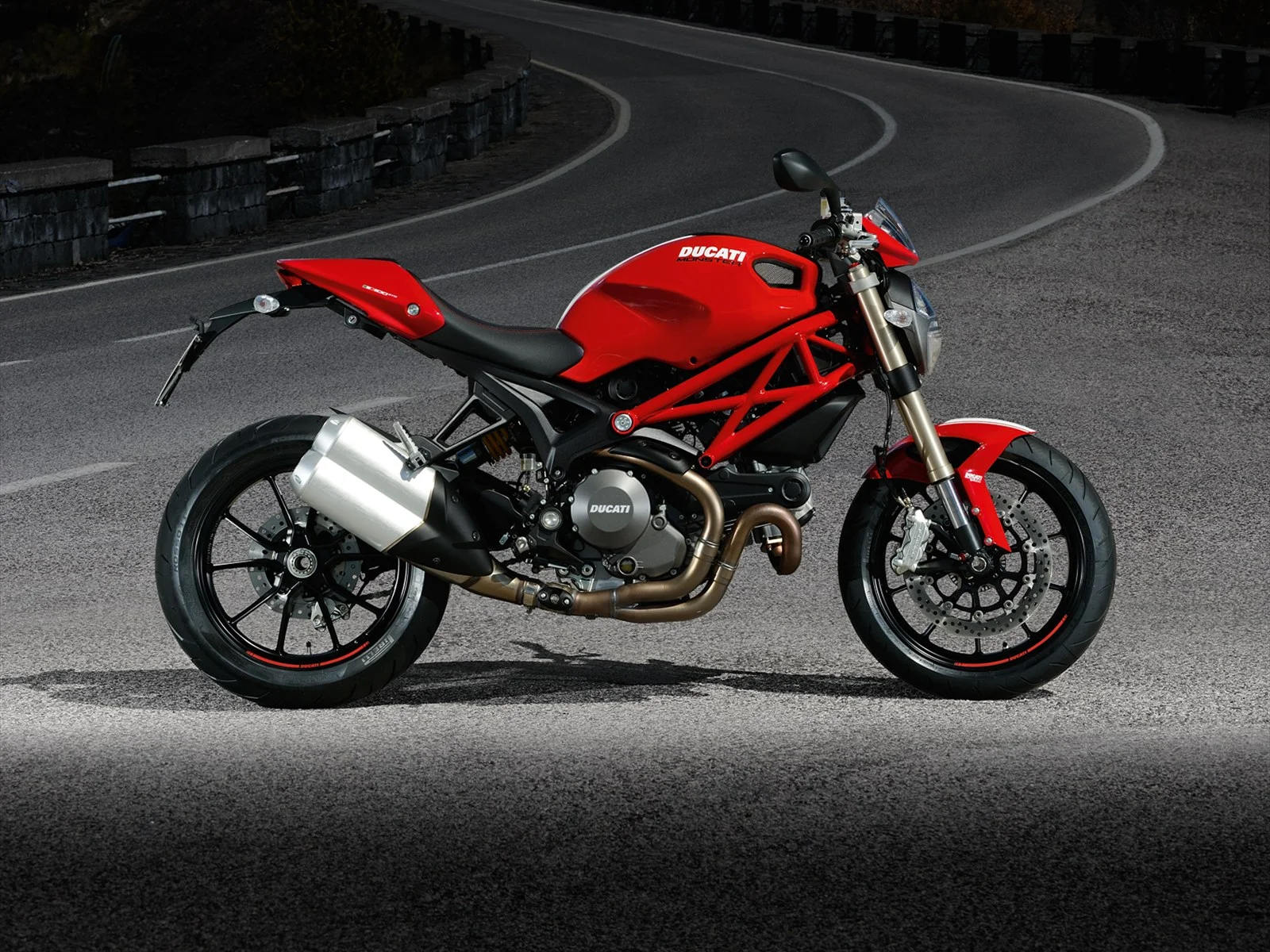 2012 Ducati Monster 1100 EVO