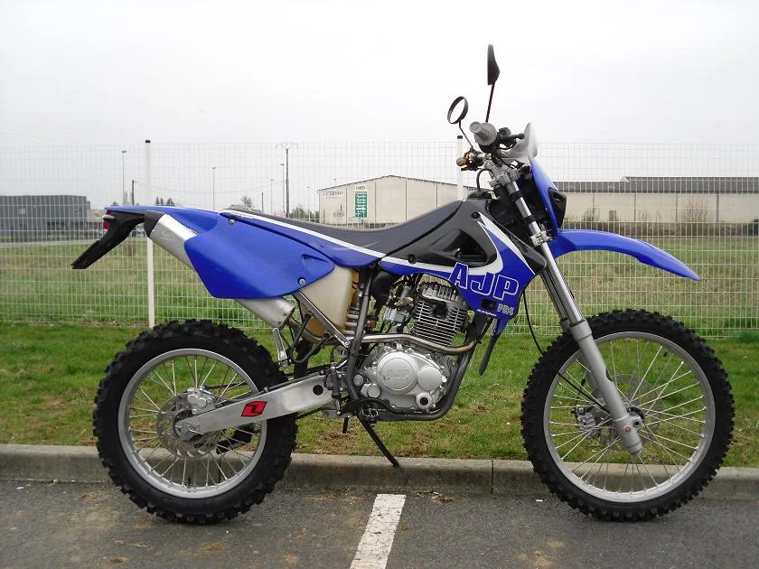 2008 AJP PR4 125 Supermoto