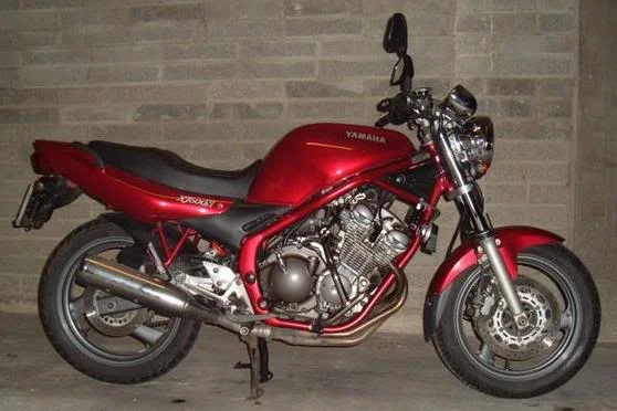 2000 Yamaha XJ 600 N Diversion