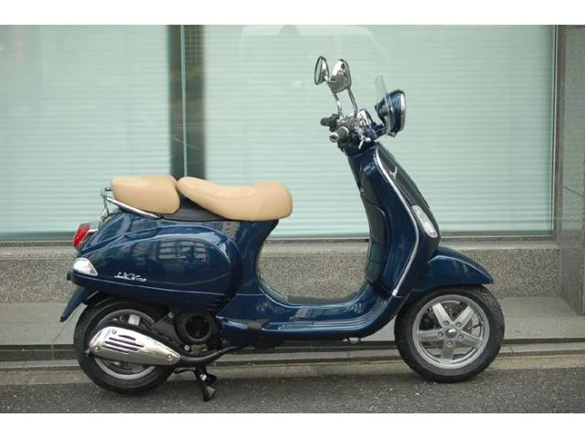 2007 Vespa LXV 125