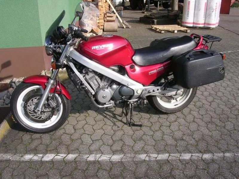 1989 Honda NTV 650 Revere (reduced effect #2)