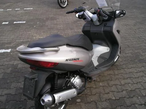 2001 Malaguti Madison 250