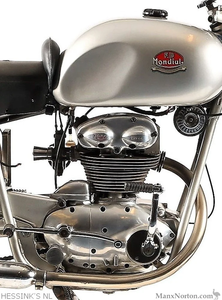 1952 Mondial 200 Constellation