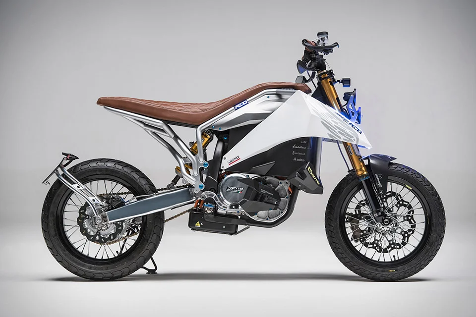 2022 E-Racer 1