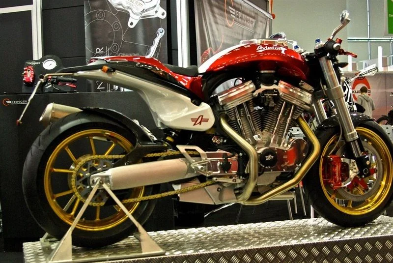 2013 Avinton Cult