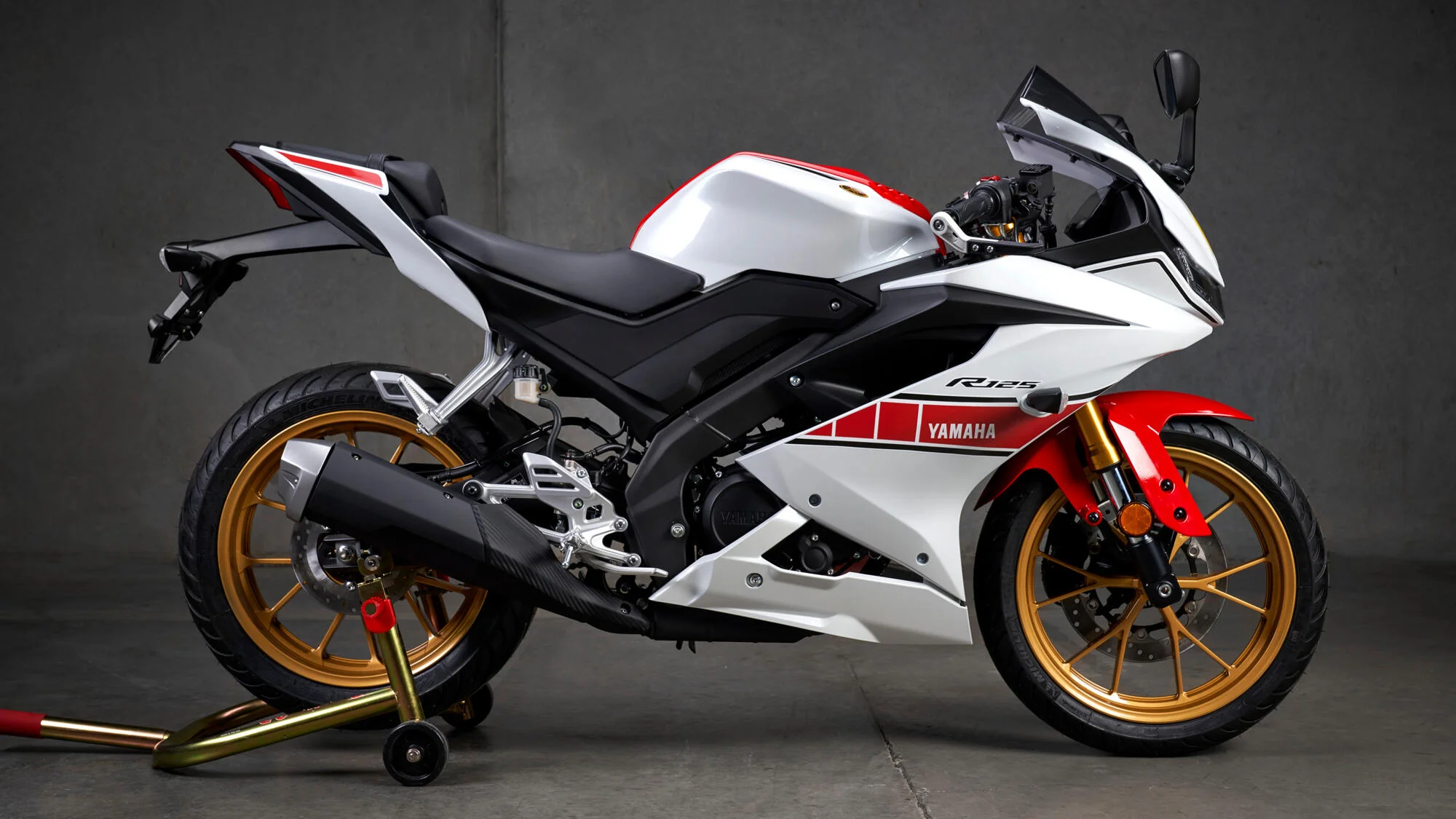2022 Yamaha R125 World GP 60th Anniversary