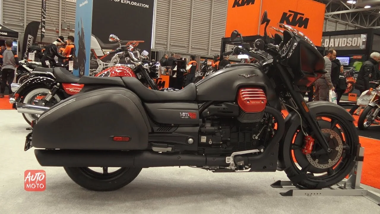 2019 Moto Guzzi MGX-21