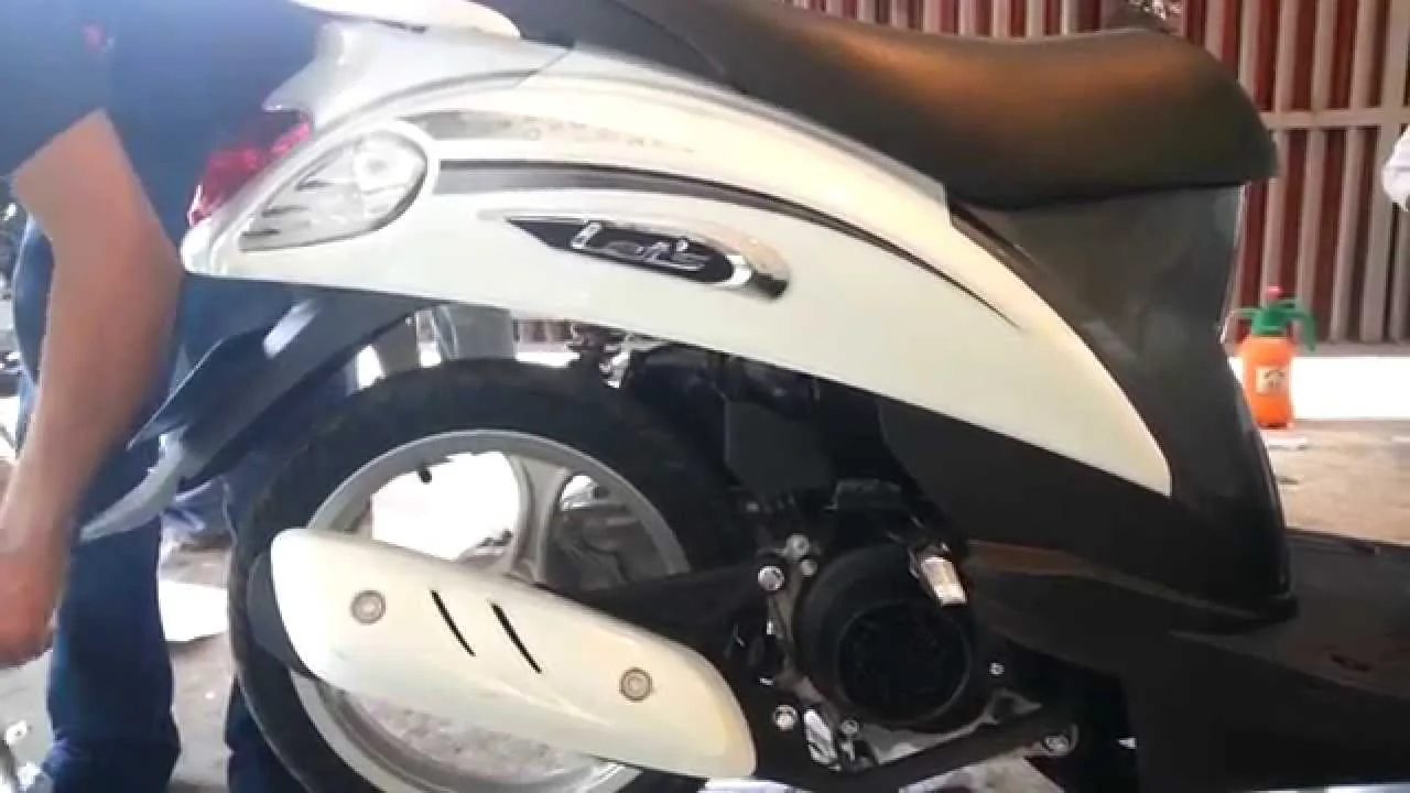 2015 Suzuki Let