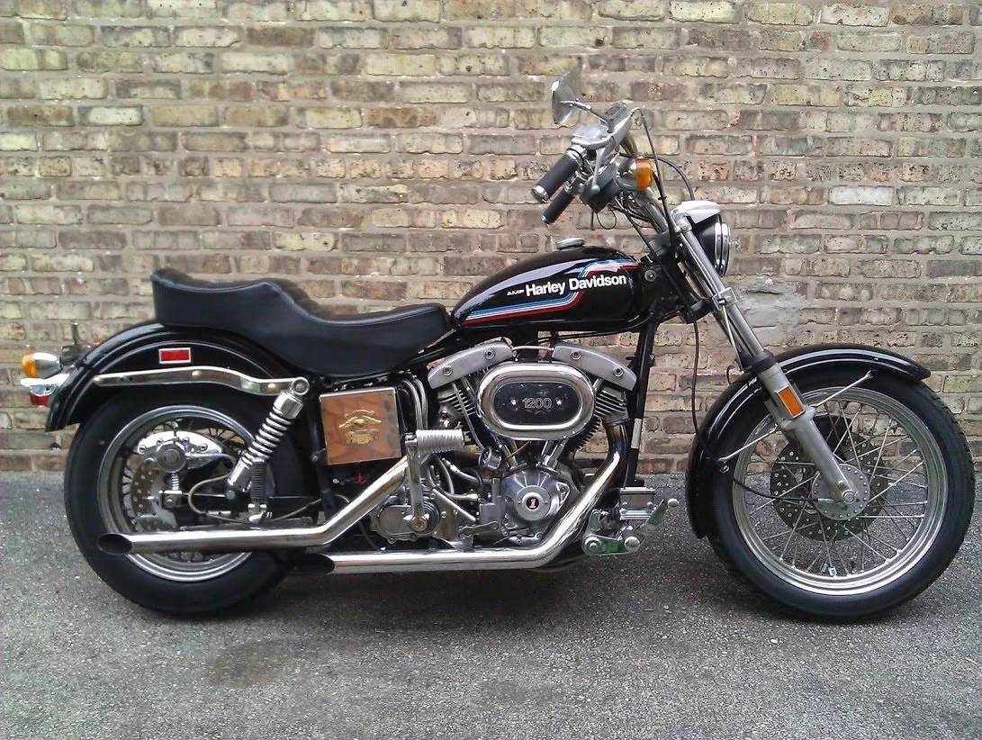 1973 Harley-Davidson FLH 1200 Super Glide