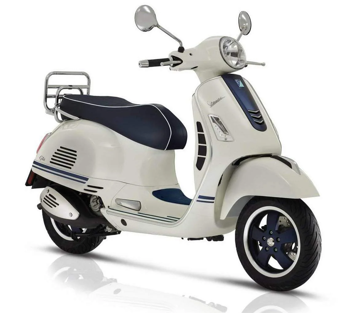 2019 Vespa GTS 300 Yacht Club