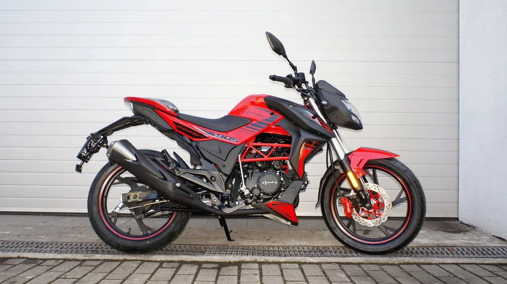 2020 Junak 905