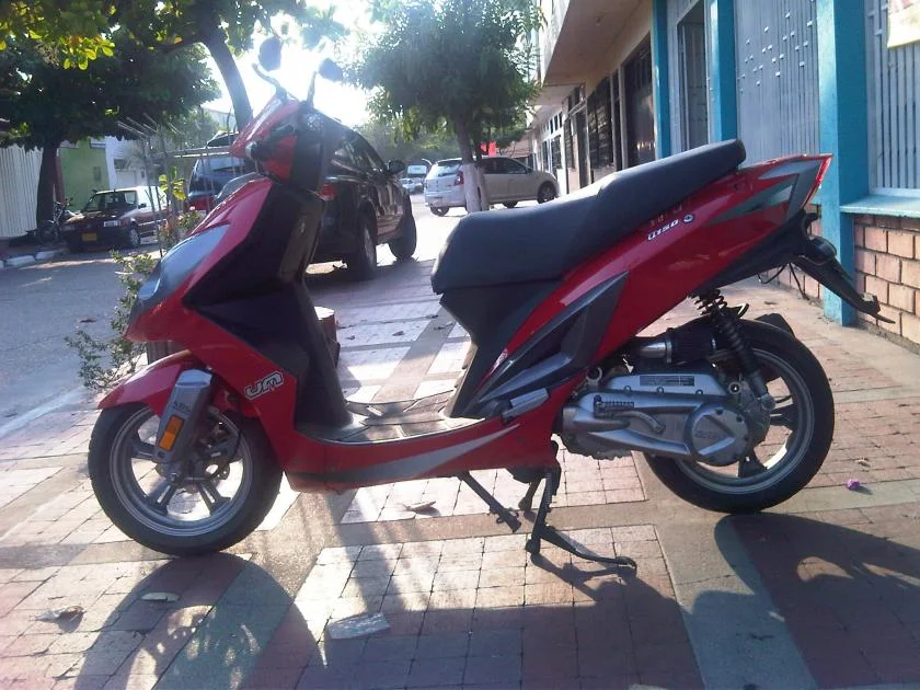 2010 UM Matrix II 125