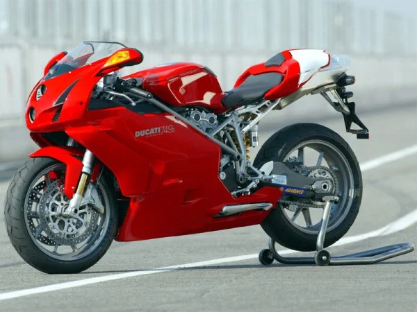 2004 Ducati 749 S