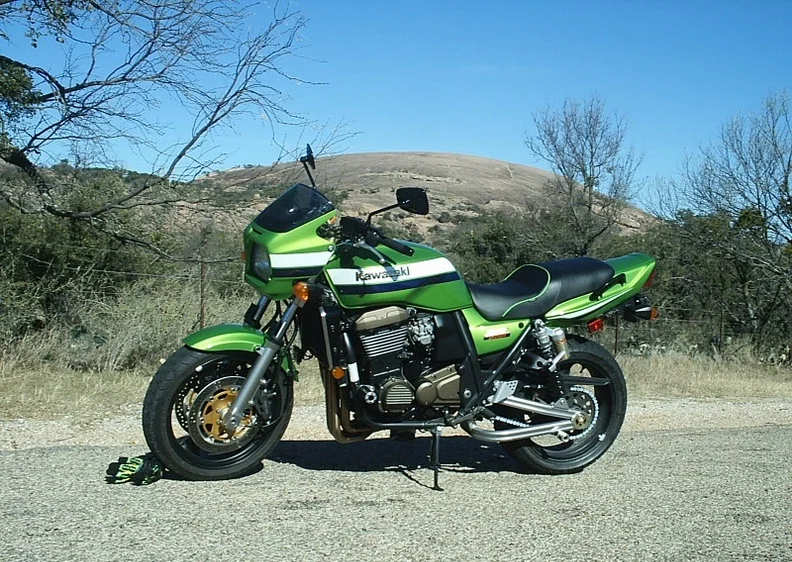 2005 Kawasaki ZRX 1200 R