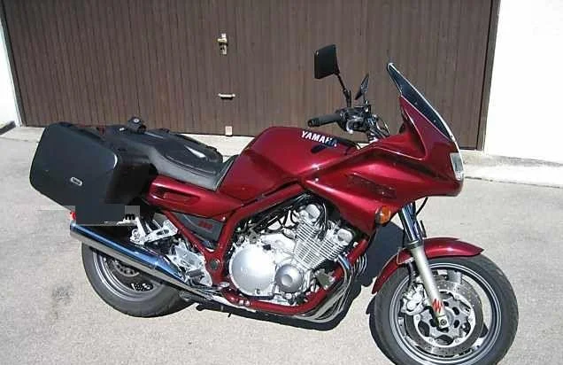 2001 Yamaha XJ 900 S Diversion