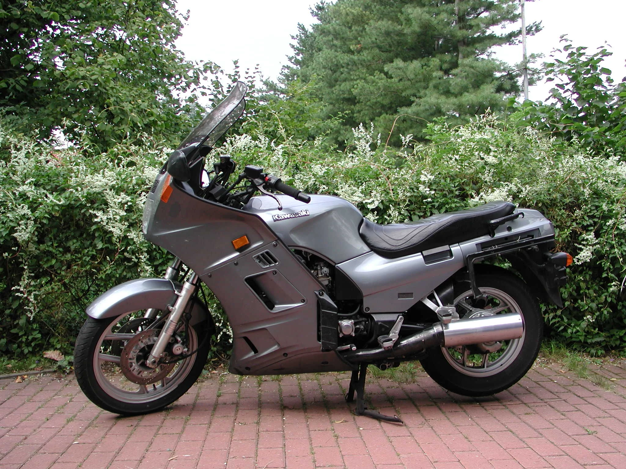 2000 Kawasaki GTR 1000