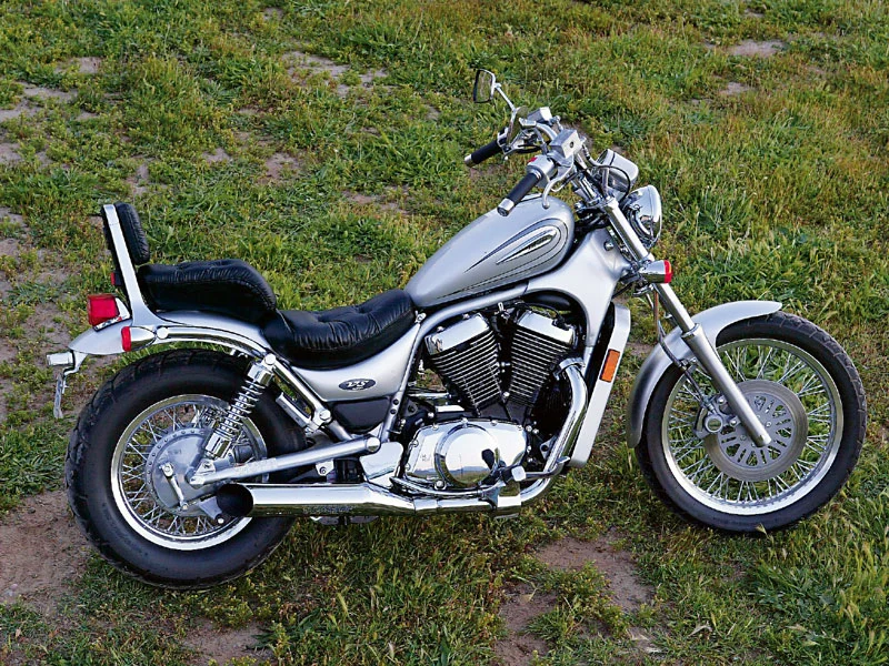 2004 Suzuki Intruder 800