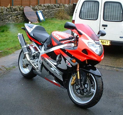 2002 Suzuki GSX-R 1000