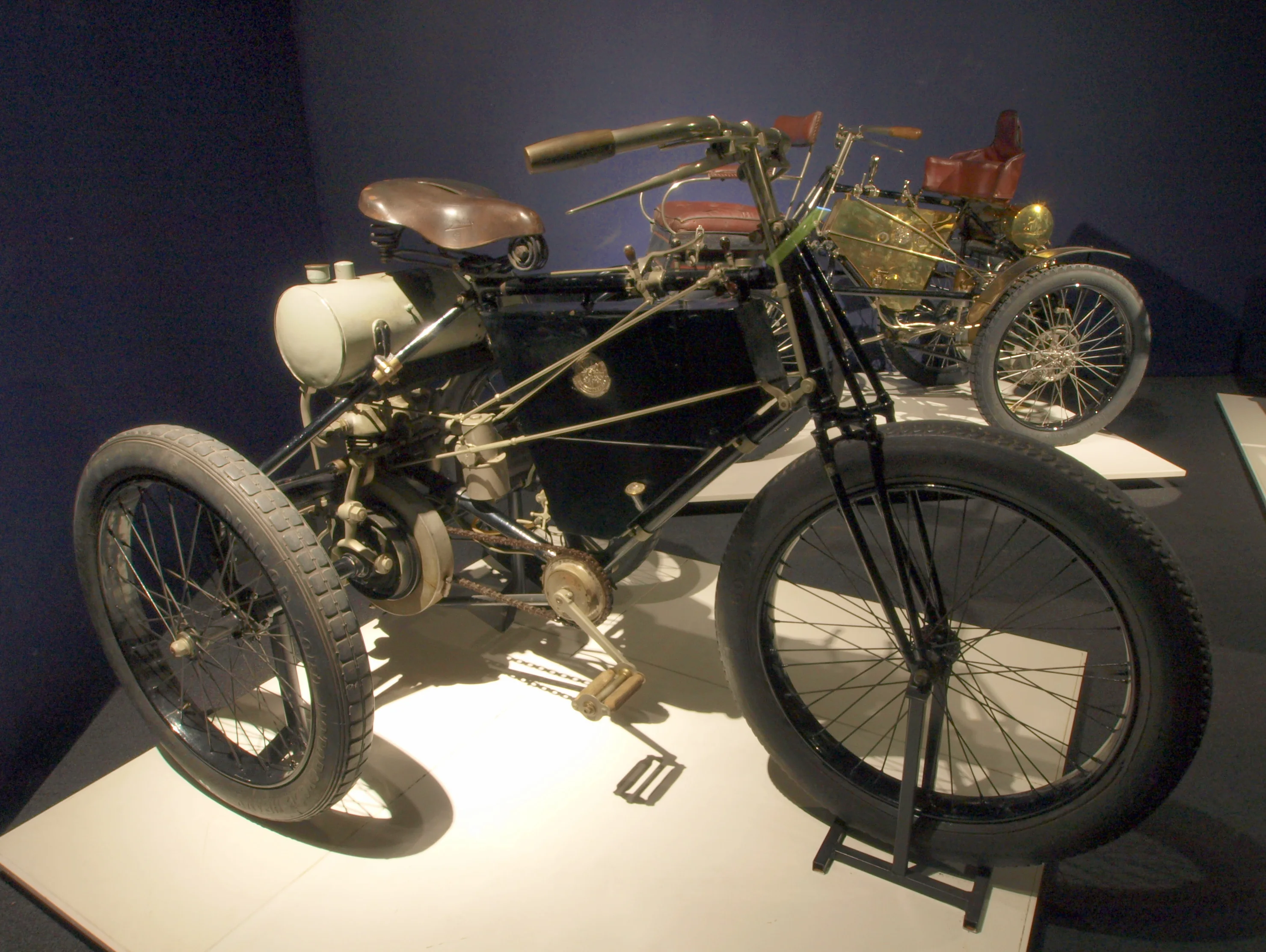 1902 De Dion-Bouton Tricycle