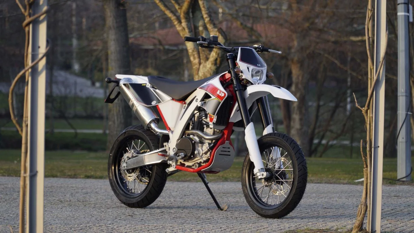 2020 AJP PR5 Supermoto 250