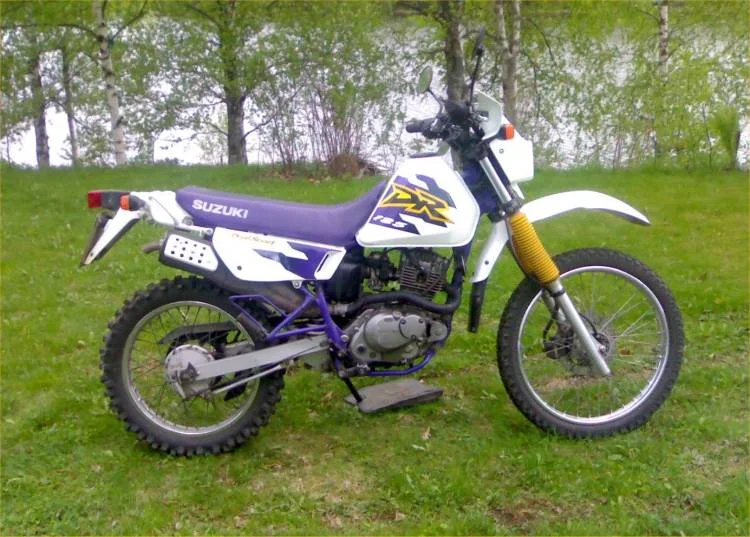 2000 Suzuki DR 125 SE