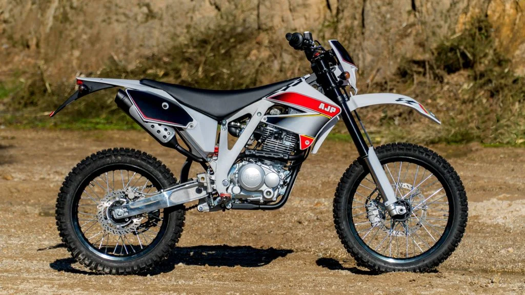 2020 AJP PR3 Enduro 125