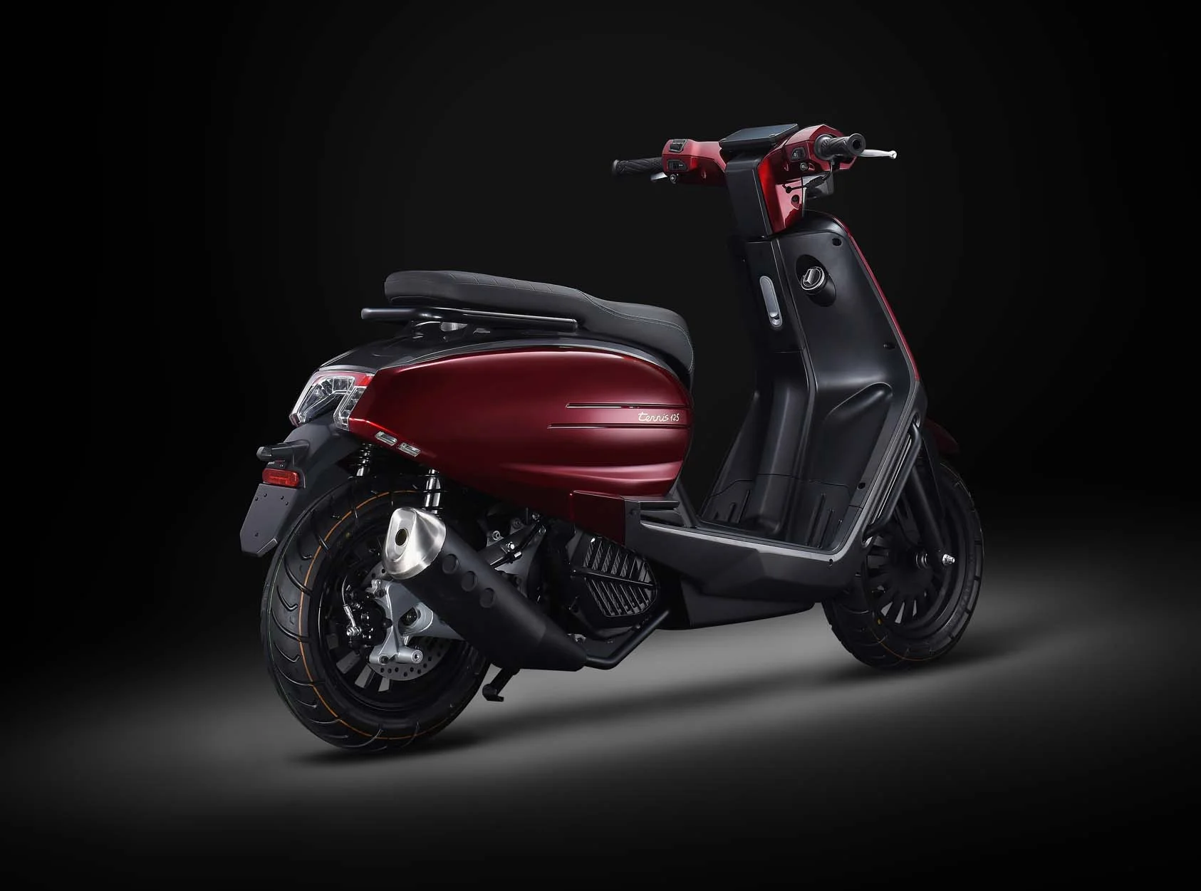 2023 Velocifero Tennis 125